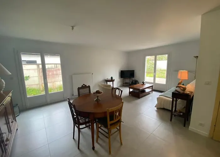 度假居 Maison Agreable A *